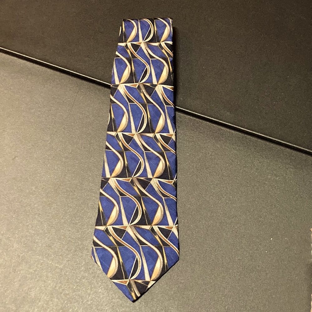 Zylos by George Machado silk tie